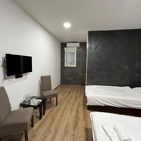 住宿加早餐酒店 Bosfor 尼什矿泉村